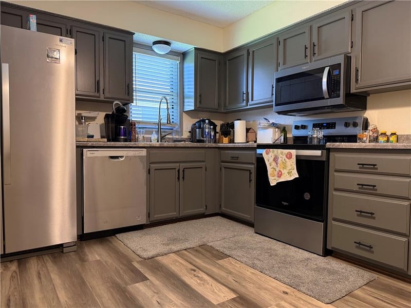 2313 - 2315 6th St, Blue Springs, MO 64014