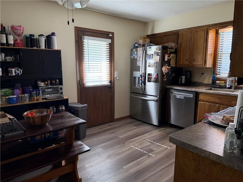 2401 - 2403 6th St, Blue Springs, MO 64014