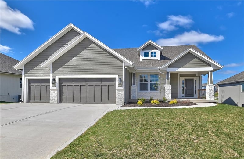 23811 59th Ter, Shawnee, KS 66226