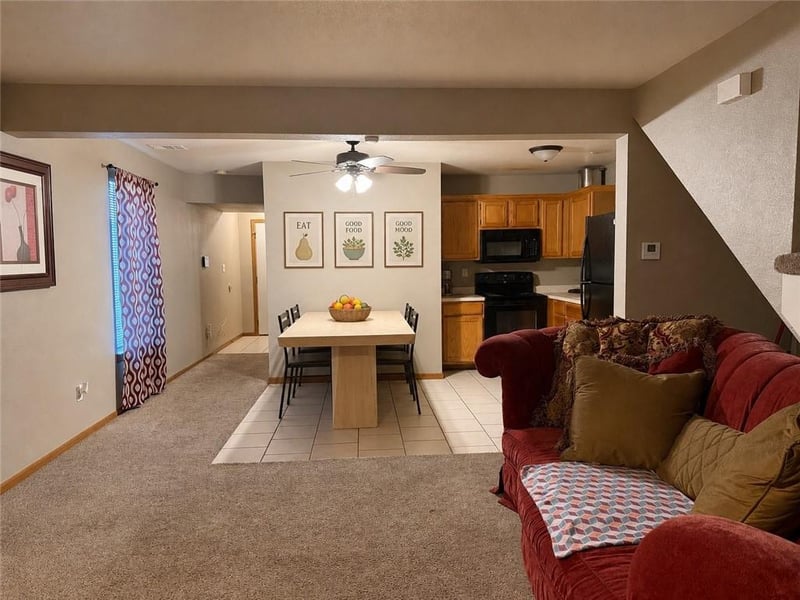209 - 213 South Ave, Blue Springs, MO 64014