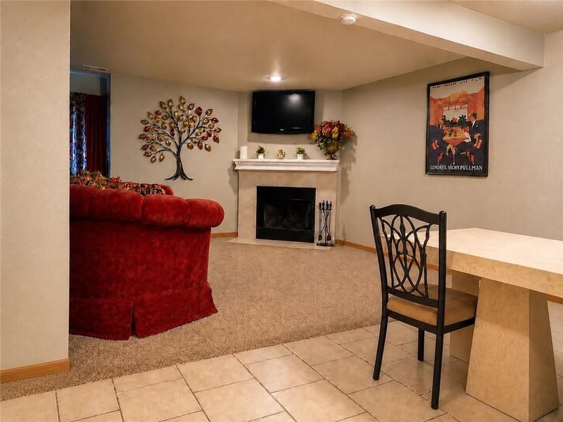 209 - 213 South Ave, Blue Springs, MO 64014