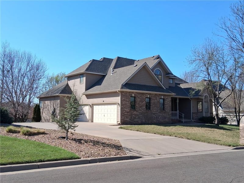1250 Columbine Cir, Other, KS 67401