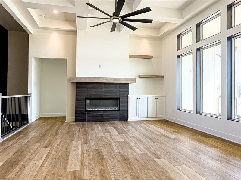 10787 Genesis Dr, Parkville, MO 64152