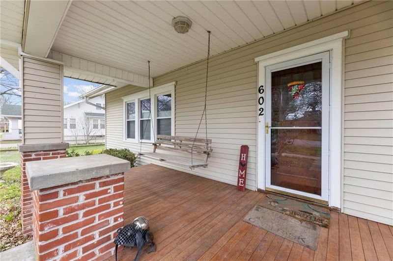 602 Oak St, Wellsville, KS 66092