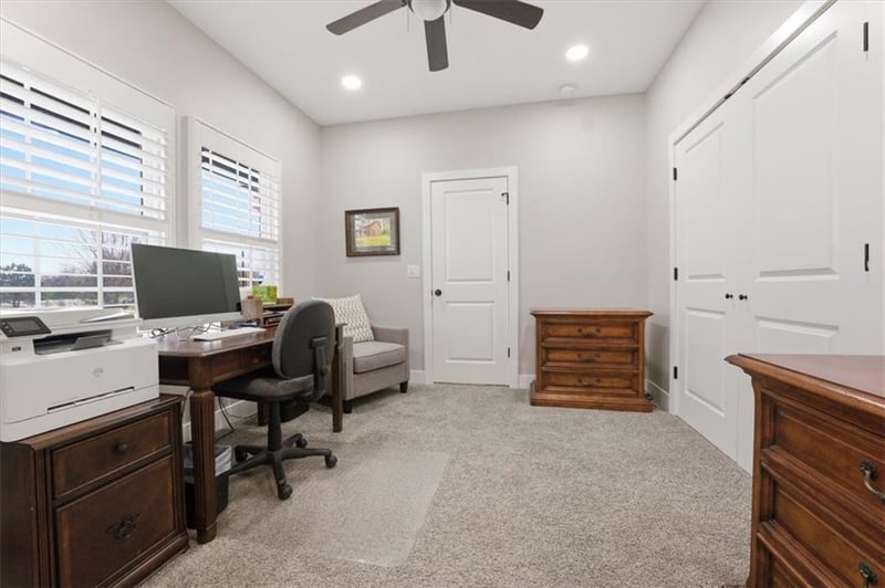 720 Gamma Grass Pl, Raymore, MO 64083