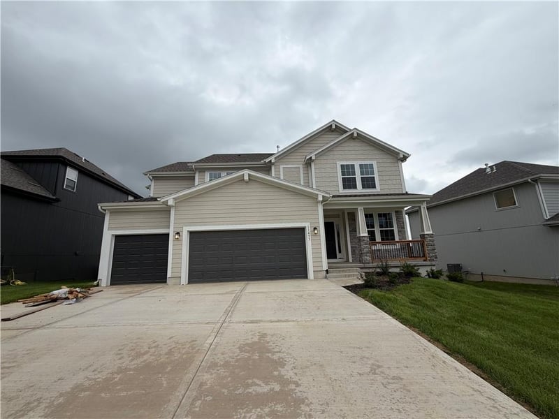 11453 Langley St, Olathe, KS 66061