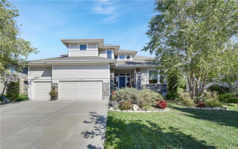 11510 157th Ter, Overland Park, KS 66221