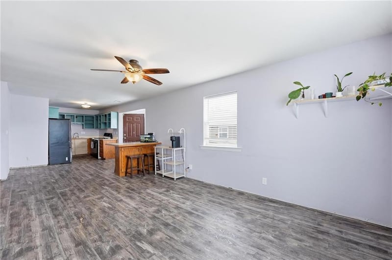 1653 Hardesty Ave, Kansas City, MO 64127