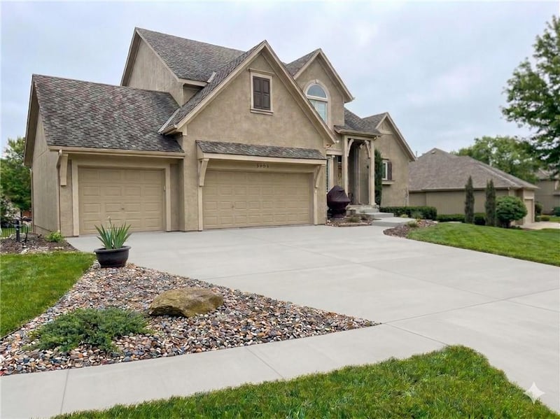 5903 145 Ter, Overland Park, KS 66223