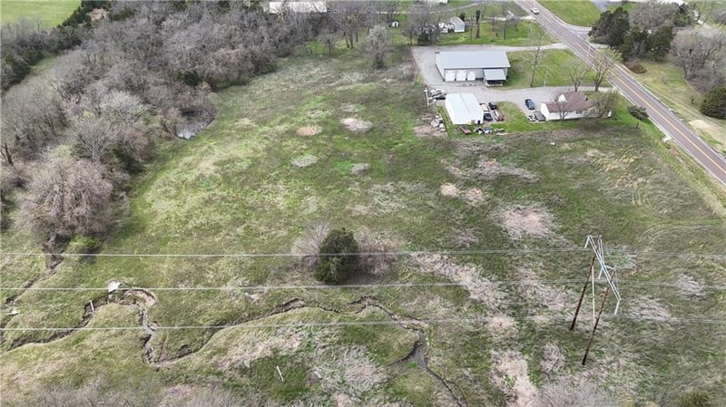 35703 Pink Hill Rd, Oak Grove, MO 64057