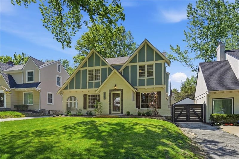 1259 Gregory Blvd, Kansas City, MO 64114