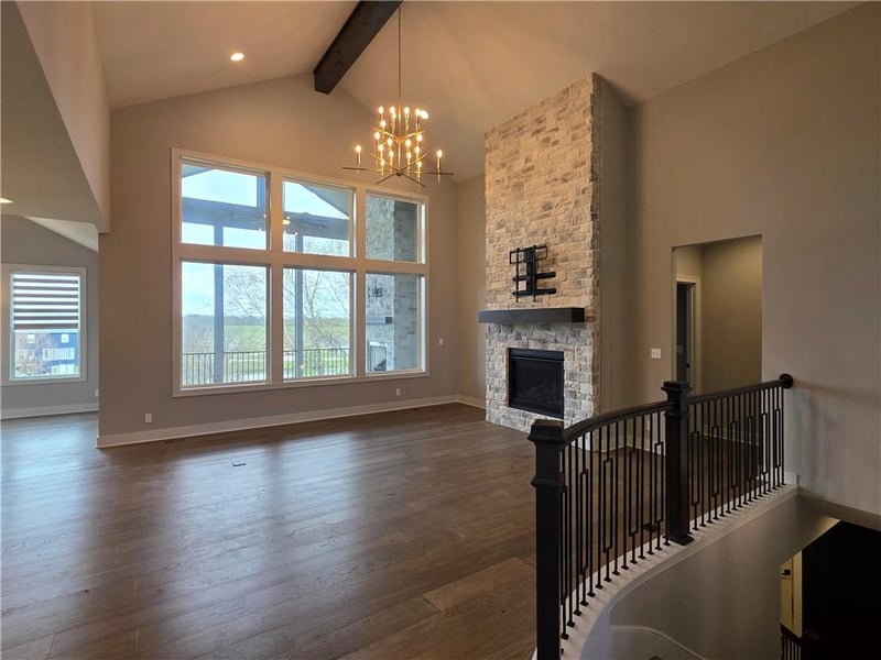 1205 Hampton Dr, Raymore, MO 64083