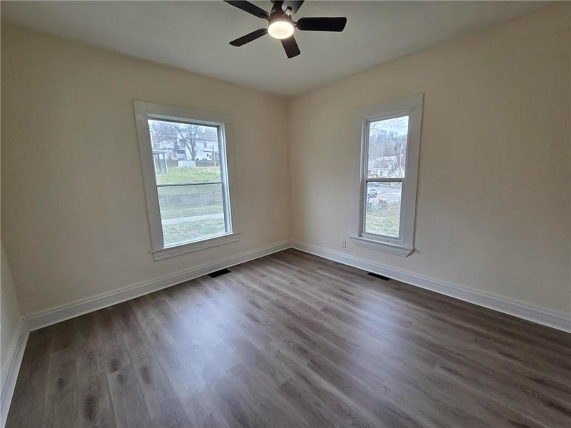 411 Blake St, St Joseph, MO 64504