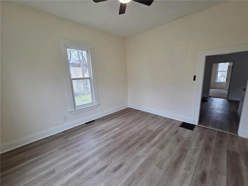 411 Blake St, St Joseph, MO 64504
