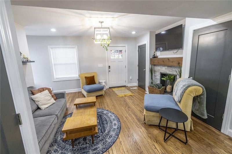 2710 Paseo Blvd, Kansas City, MO 64109