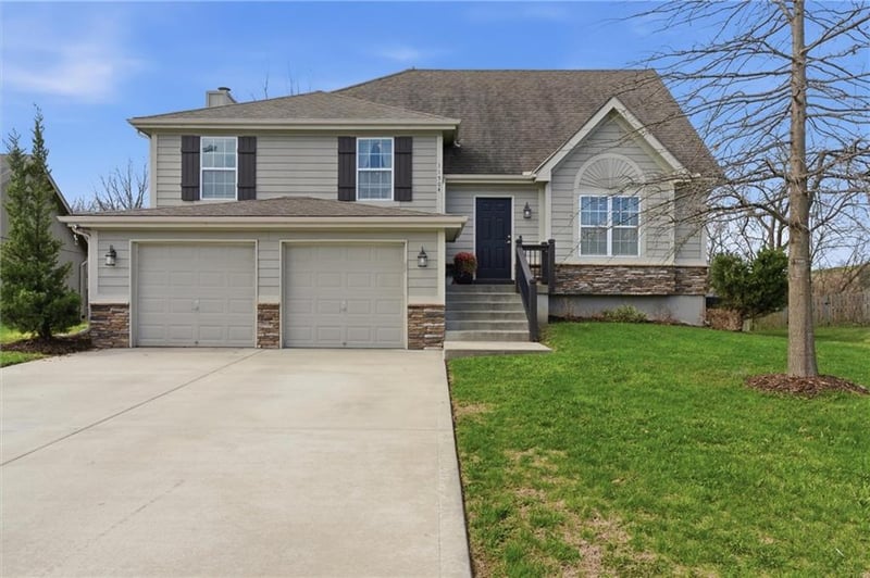 11504 Marsh Ave, Kansas City, MO 64157