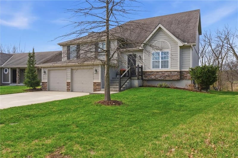 11504 Marsh Ave, Kansas City, MO 64157