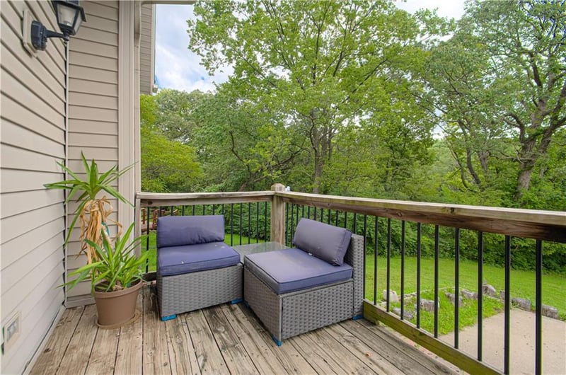 636 Sheidley Ave, Bonner Springs, KS 66012