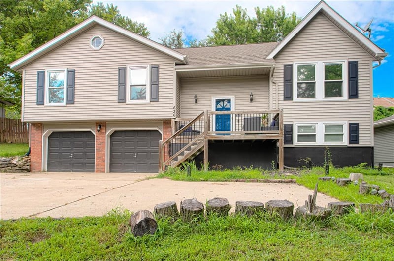 636 Sheidley Ave, Bonner Springs, KS 66012