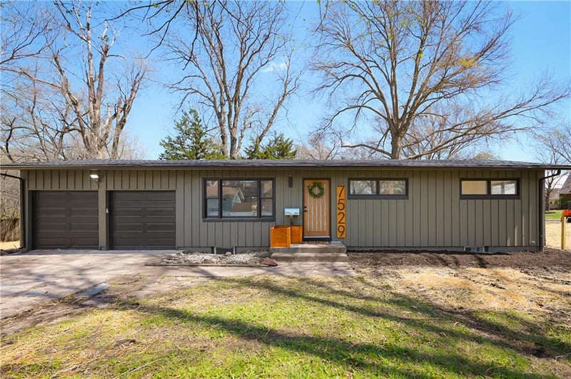 7529 Lamar Ave, Prairie Village, KS 66208
