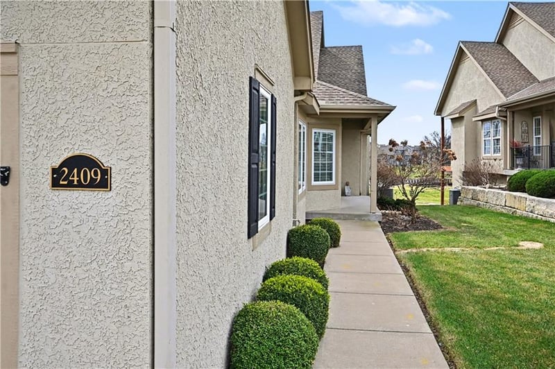 2409 107th Ter, Kansas City, MO 64155