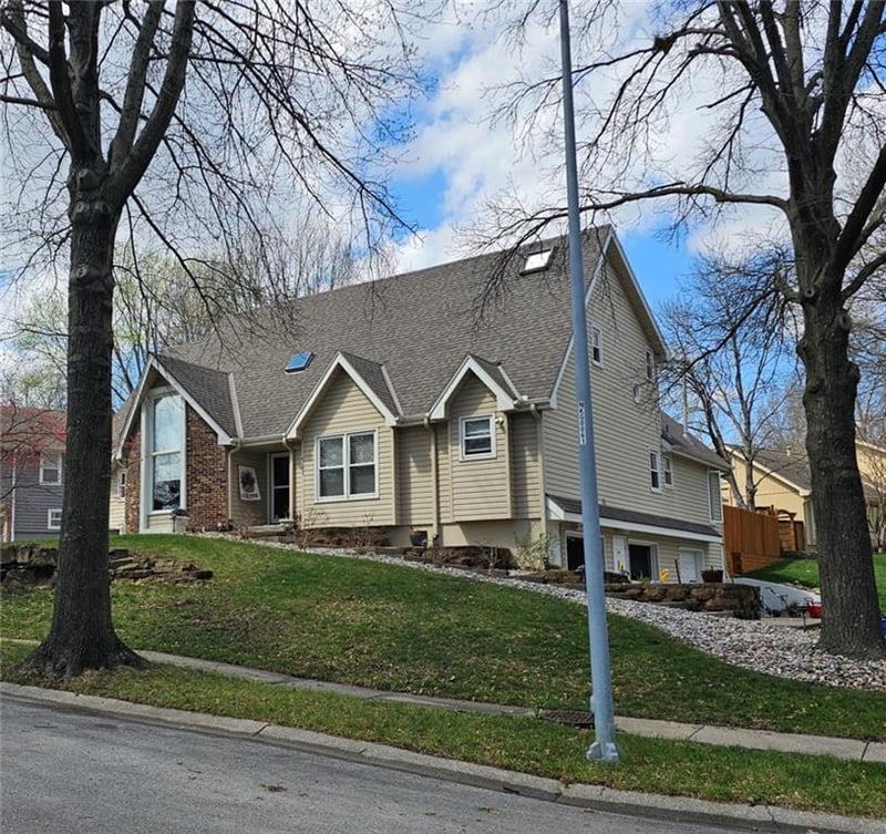 4302 60th Ct, Kansas City, MO 64151