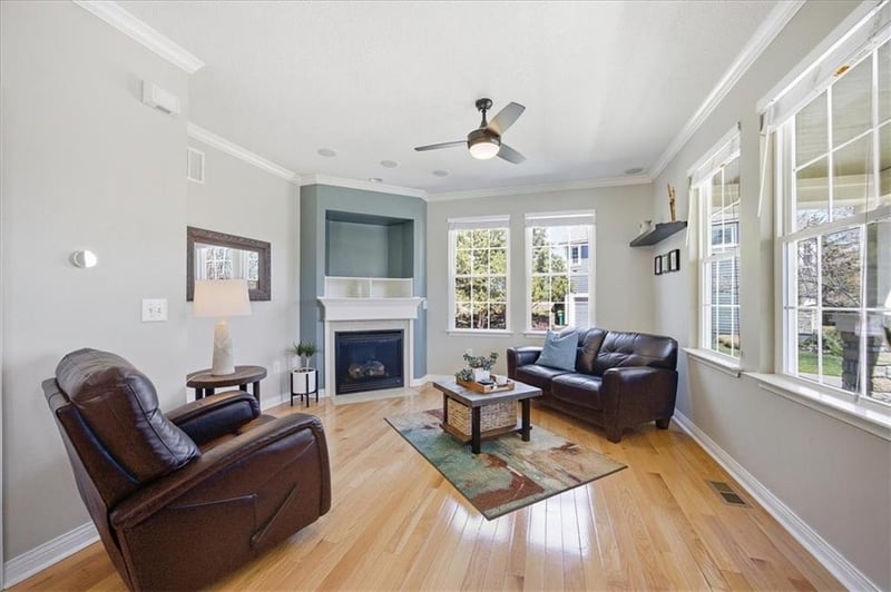 16168 Granada St, Overland Park, KS 66085