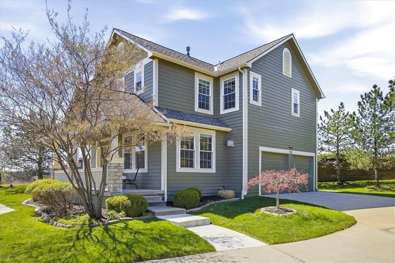 16168 Granada St, Overland Park, KS 66085