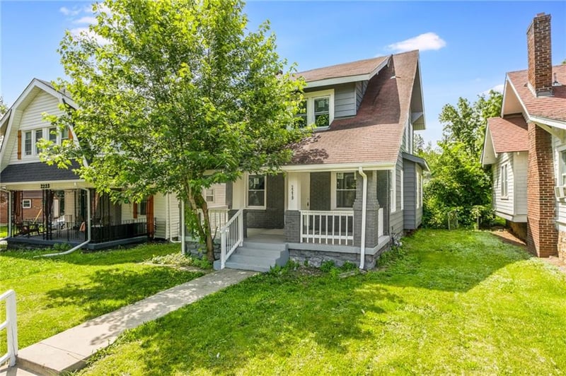 2219 Meyer Blvd, Kansas City, MO 64132