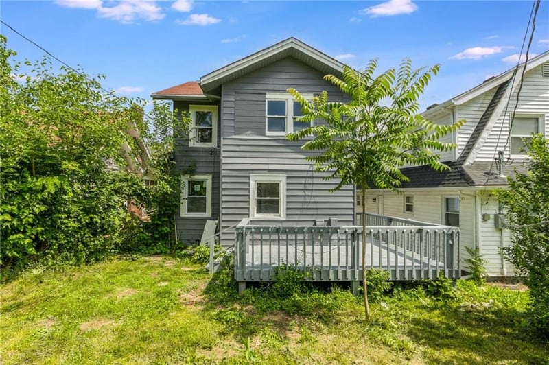 2219 Meyer Blvd, Kansas City, MO 64132