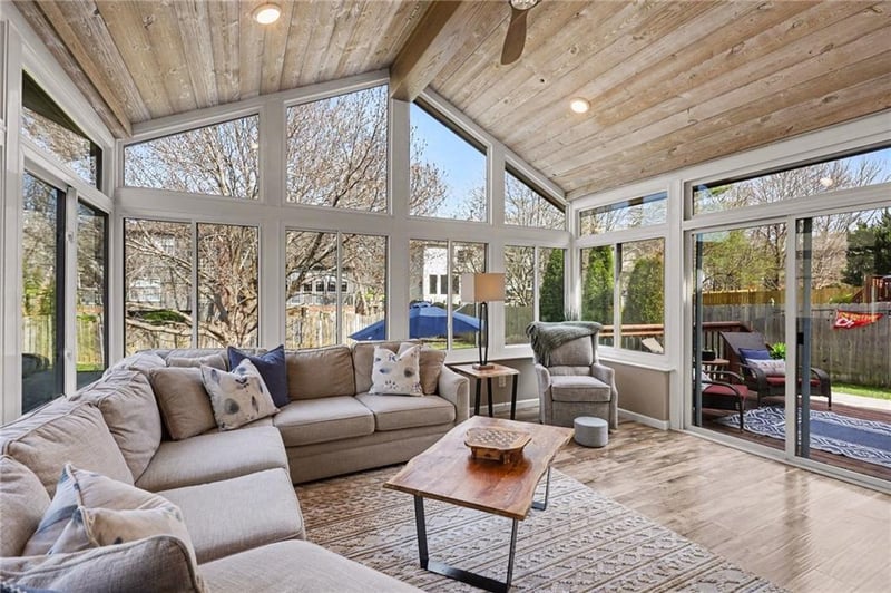 5420 132nd Ter, Overland Park, KS 66209