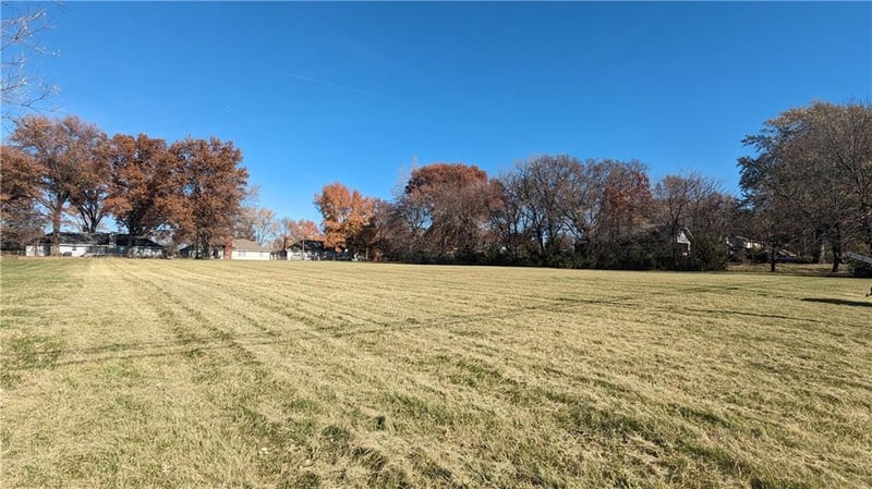 Raytown Rd & 87th St, Raytown, MO 64138