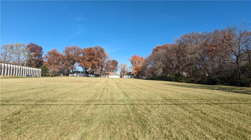 Raytown Rd & 87th St, Raytown, MO 64138