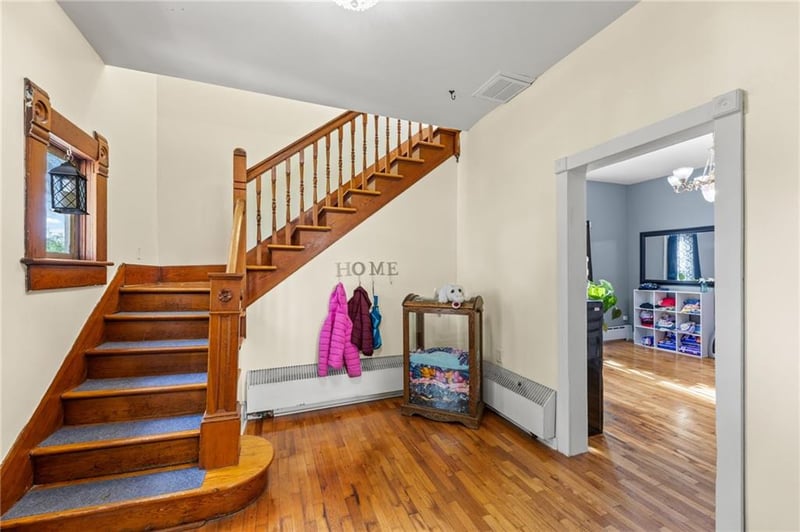 303 Wea St, Paola, KS 66071