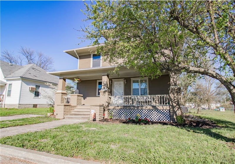 503 Orange St, Concordia, MO 64020