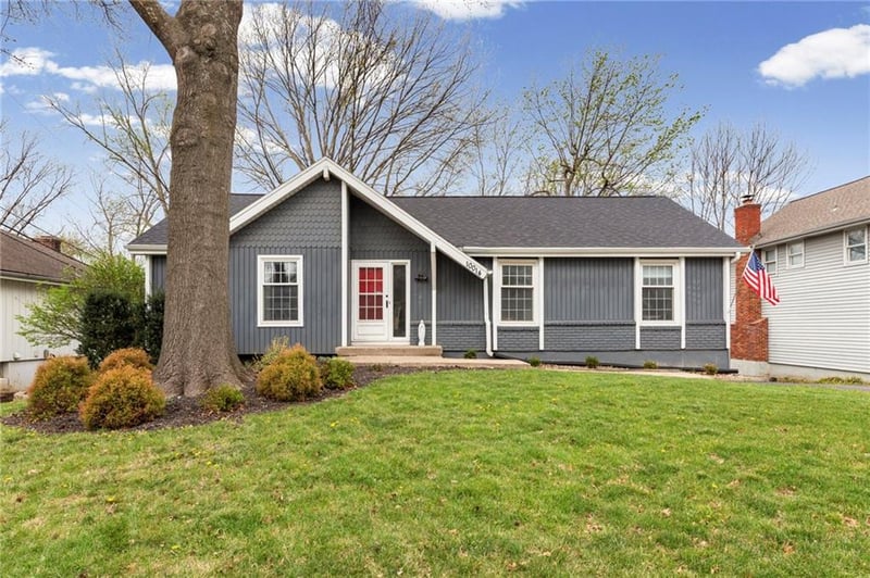 10014 Rosehill Rd, Lenexa, KS 66215