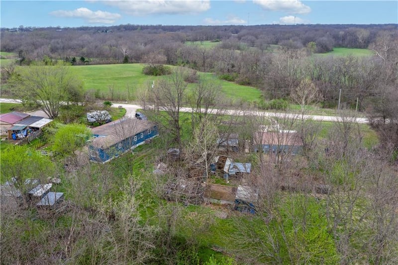 795 101 Rd, Warrensburg, MO 64093