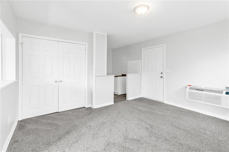 9815 James A Reed Rd, Kansas City, MO 64134