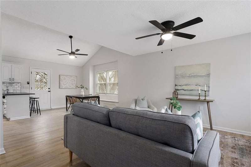 302 Franklin St, Spring Hill, KS 66083