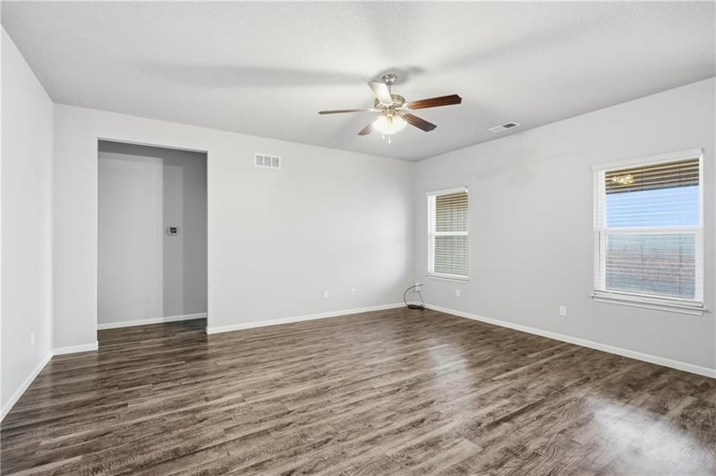21832 Franklin St, Spring Hill, KS 66083
