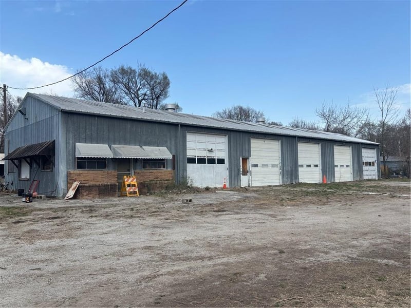 2519 Garfield Ave, St Joseph, MO 64503