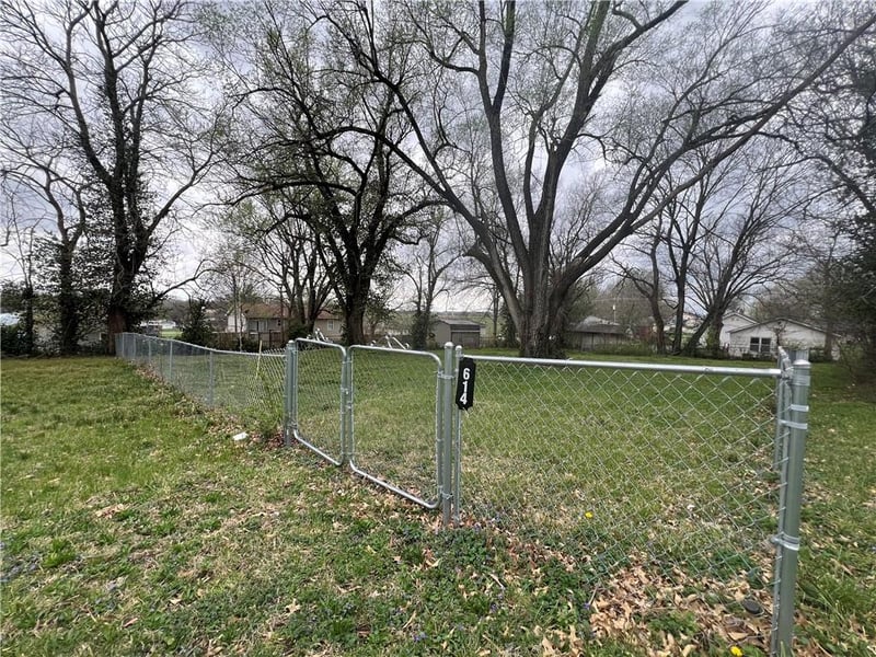 614 Second St, Richmond, MO 64085