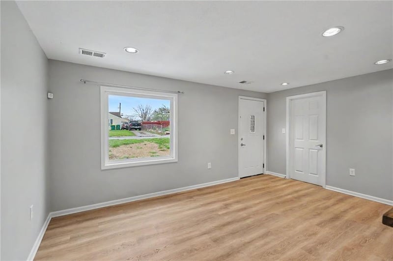 1106 50th Dr, Kansas City, KS 66106