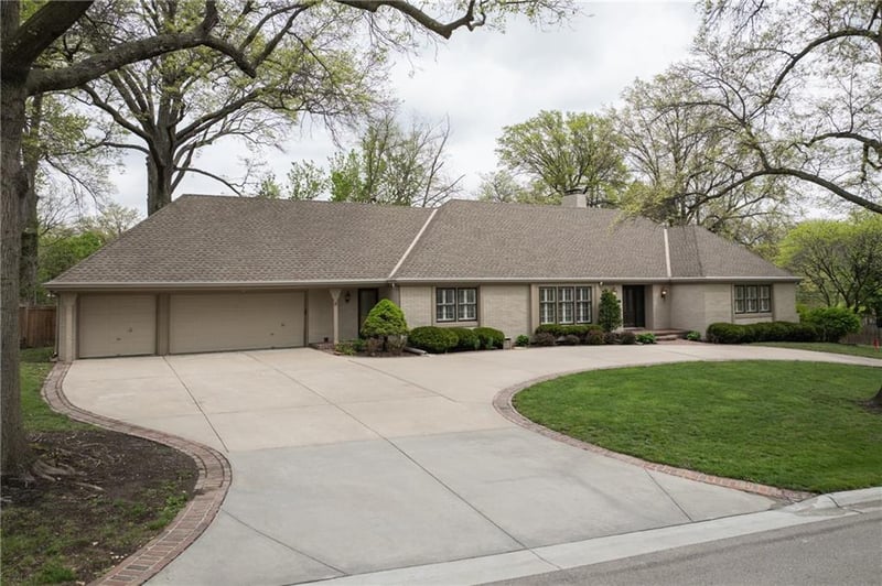 1900 70th St, Mission Hills, KS 66208