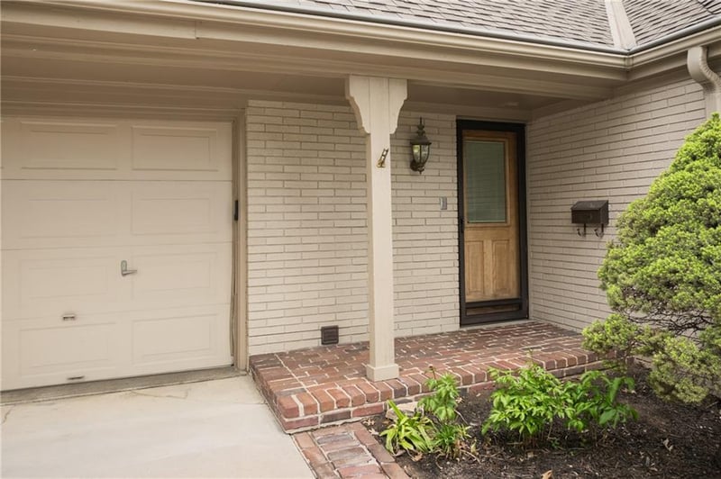 1900 70th St, Mission Hills, KS 66208
