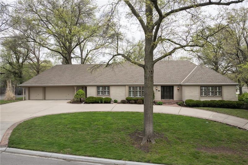 1900 70th St, Mission Hills, KS 66208