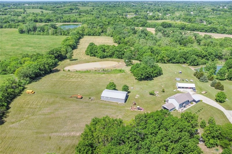 19412 Shanks Rd, Holt, MO 64048