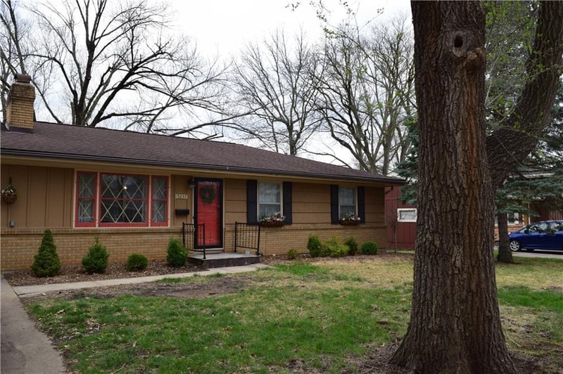 5237 Wayne Ave, Kansas City, MO 64118