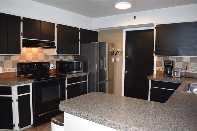 5237 Wayne Ave, Kansas City, MO 64118