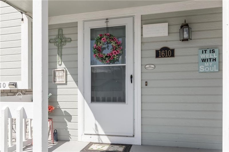 1610 105th St, Edwardsville, KS 66111